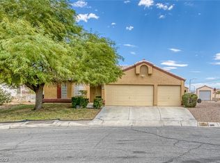 1516 Bluestar Dr, North Las Vegas, NV 89032