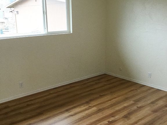 5th image of 1678 Hayes St APT A