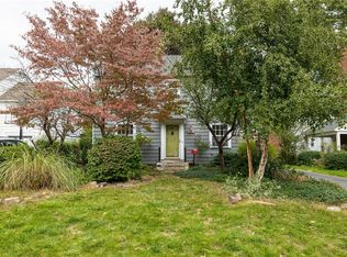 176 Wyndale Rd, Rochester, NY 14617