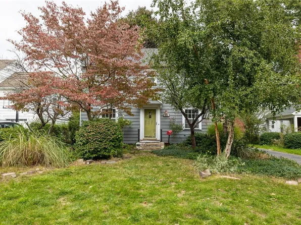 176 Wyndale Rd, Rochester, NY 14617