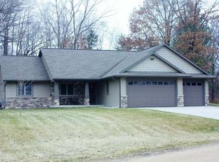 N2307 Trails End Rd, Lodi, WI 53555