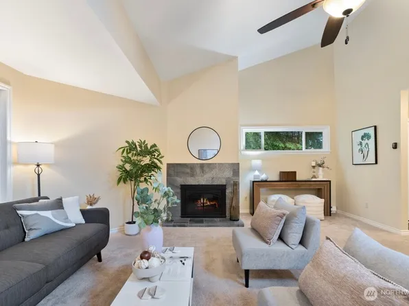 14633 NE 40th Street #K8, Bellevue, WA 98007