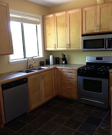 5th image of 1001 Gravel St