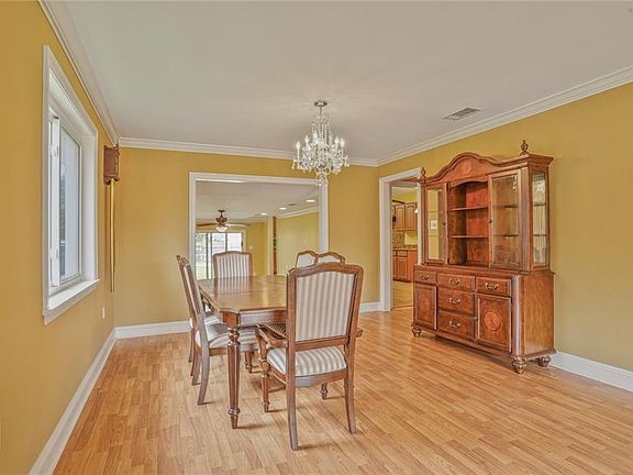 5th image of 6528 Marshal Foch St