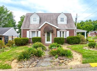 595 Maple Ave, Springdale, PA 15144