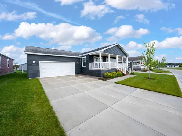 262 Riviera Dr, Lapeer, MI 48446