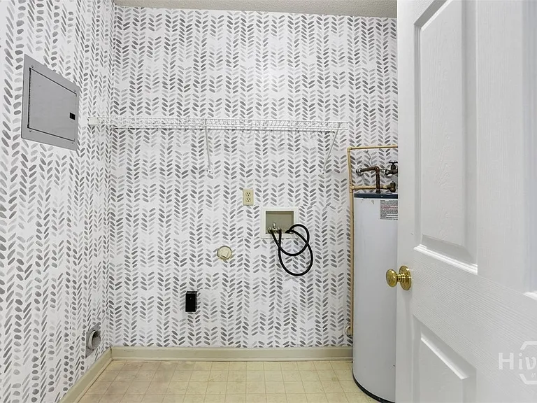 211 Edgewater Rd #36 — Photo 8