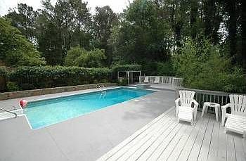 2nd image of 207 Wiley Ln