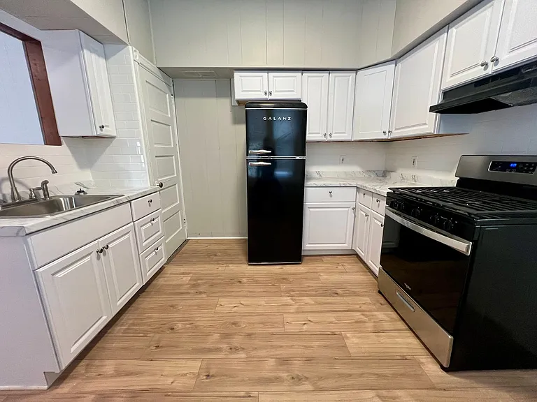 502 Buttonwood St — Photo 11