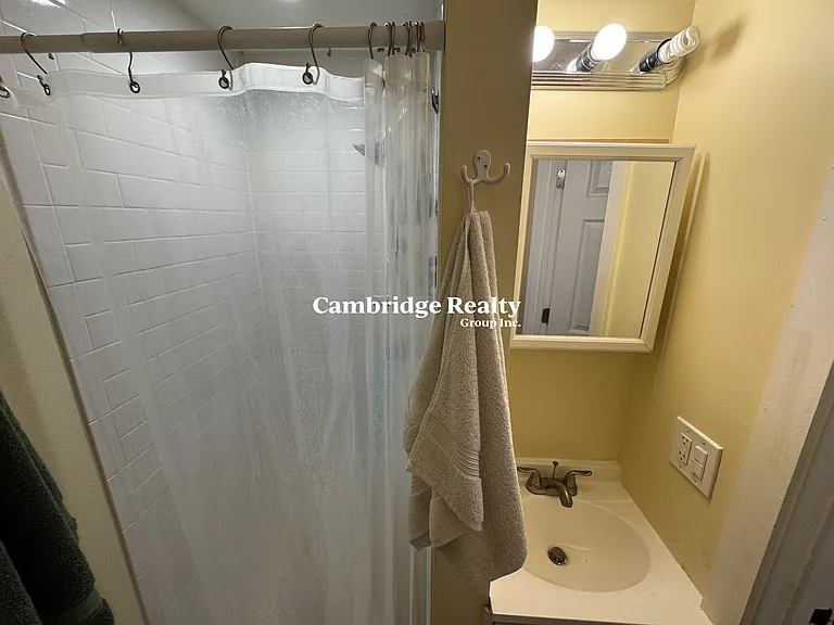 5-7 Blake St #4T — Photo 12