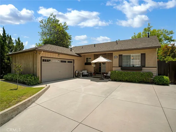 13815 Lexicon Ave, Sylmar, CA 91342