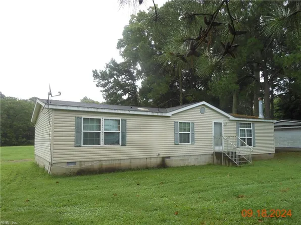 19073 Lankford Highway, Cape Charles, VA 23310