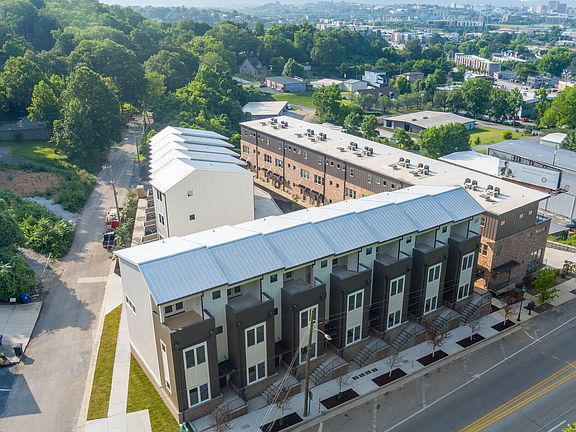3rd image of 899 Cherokee Blvd #125