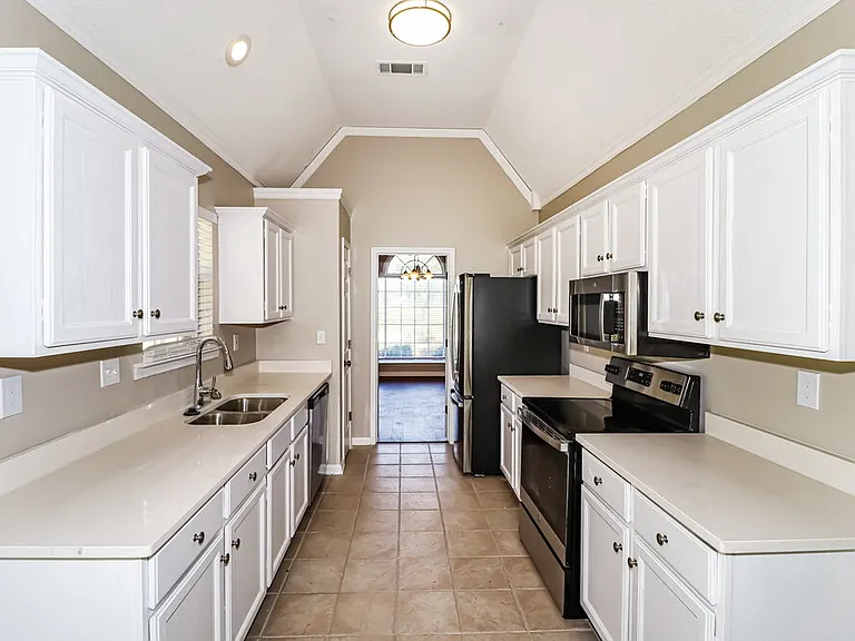 383 N Ericson Rd — Photo 9