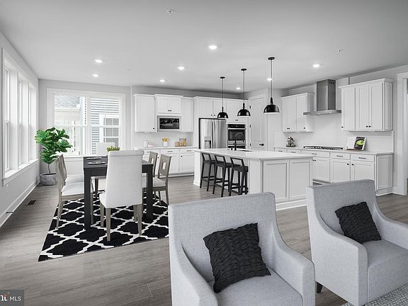 2nd image of 137 Collington Pl