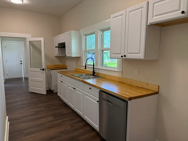 712 McMillon Ave SW — Photo 9