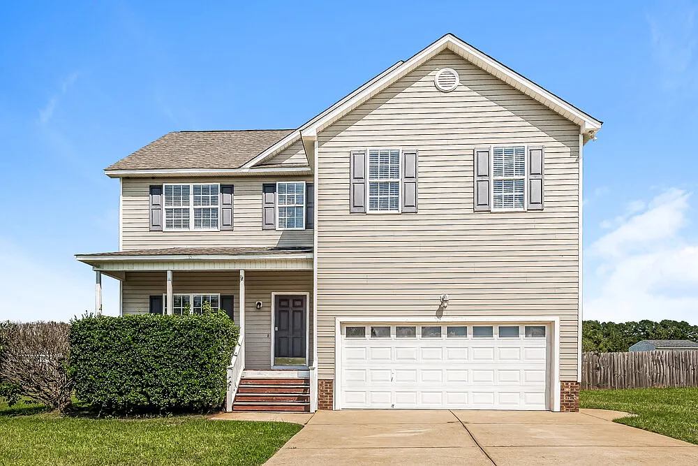 4 bed, 2.5 bath, 2227 sqft, $2,260 — Photo 1