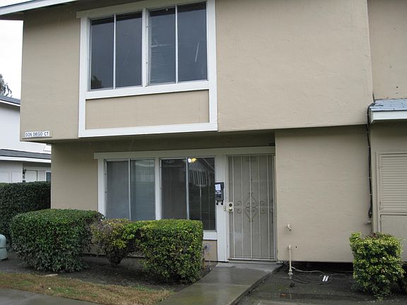 3rd image of 5460 Don Diego Ct