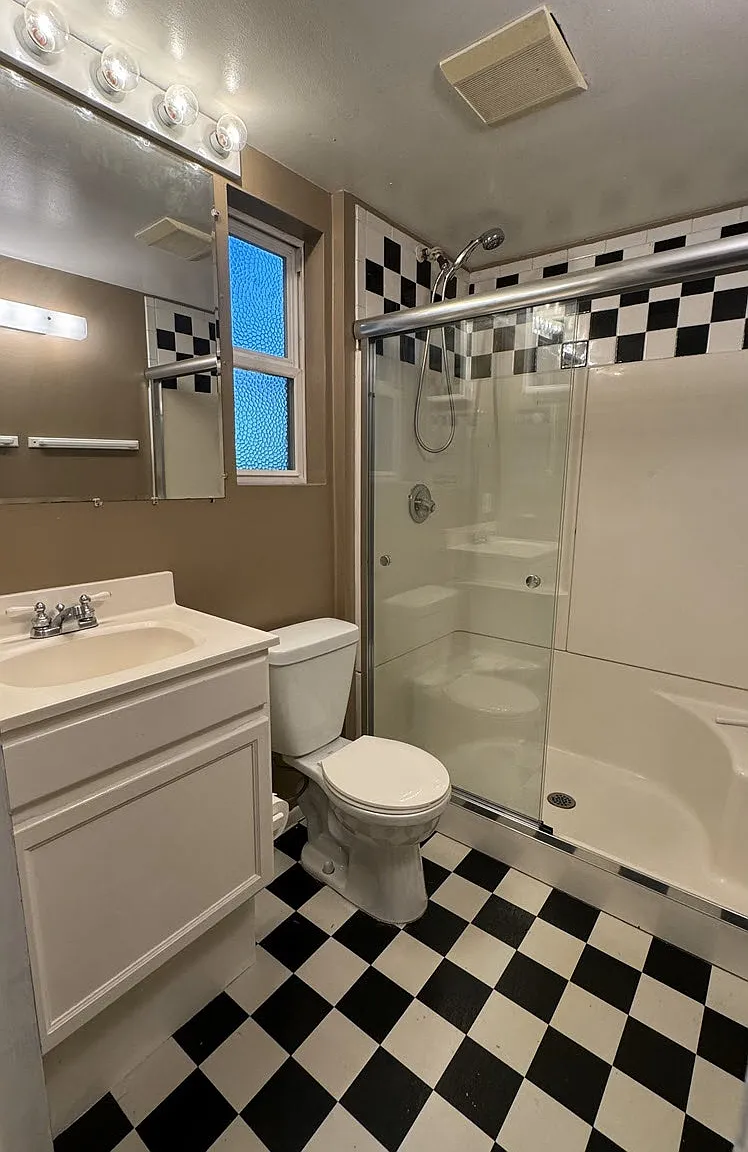 322 24th Avenue East, Unit B — Photo 4