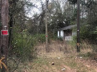 120 Watley St, Henderson, TX 75652