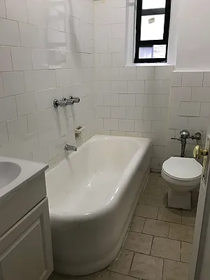 Rented by BRICK & GALO REALTY CORP | media 9