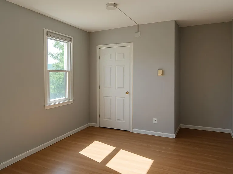 137 Southside Ave #2S — Photo 2