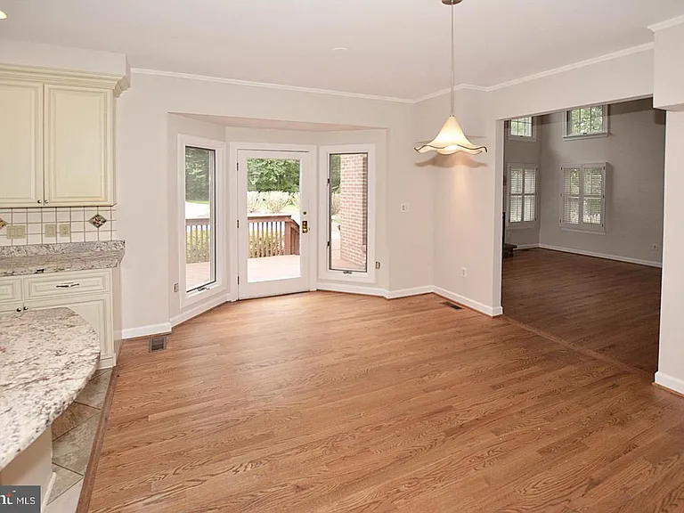 10190 Akhtamar Dr — Photo 14