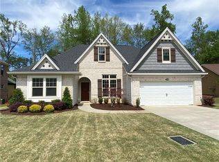 2250 Turnbury Ln, Auburn, AL 36830