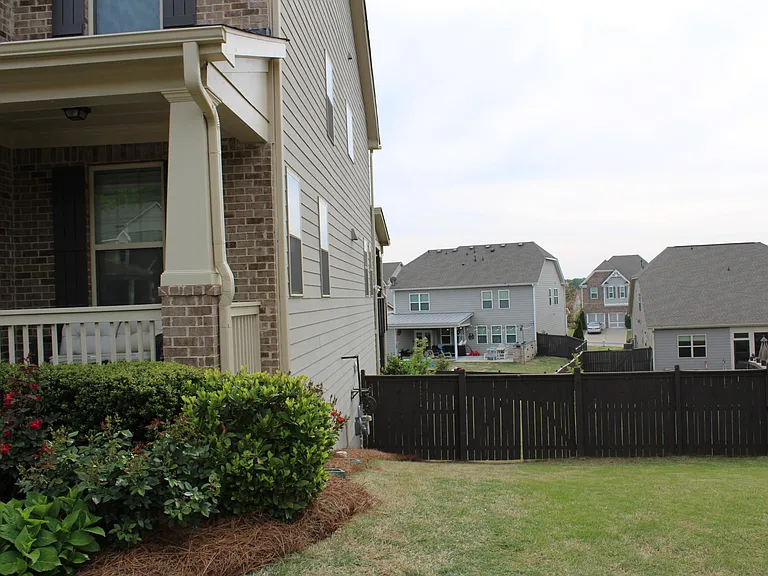 2940 Furlong Ct — Photo 39
