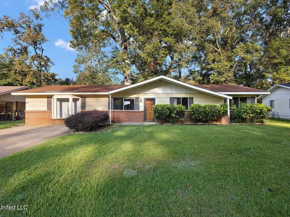 3331 Cherrywood Dr, Jackson, MS 39212