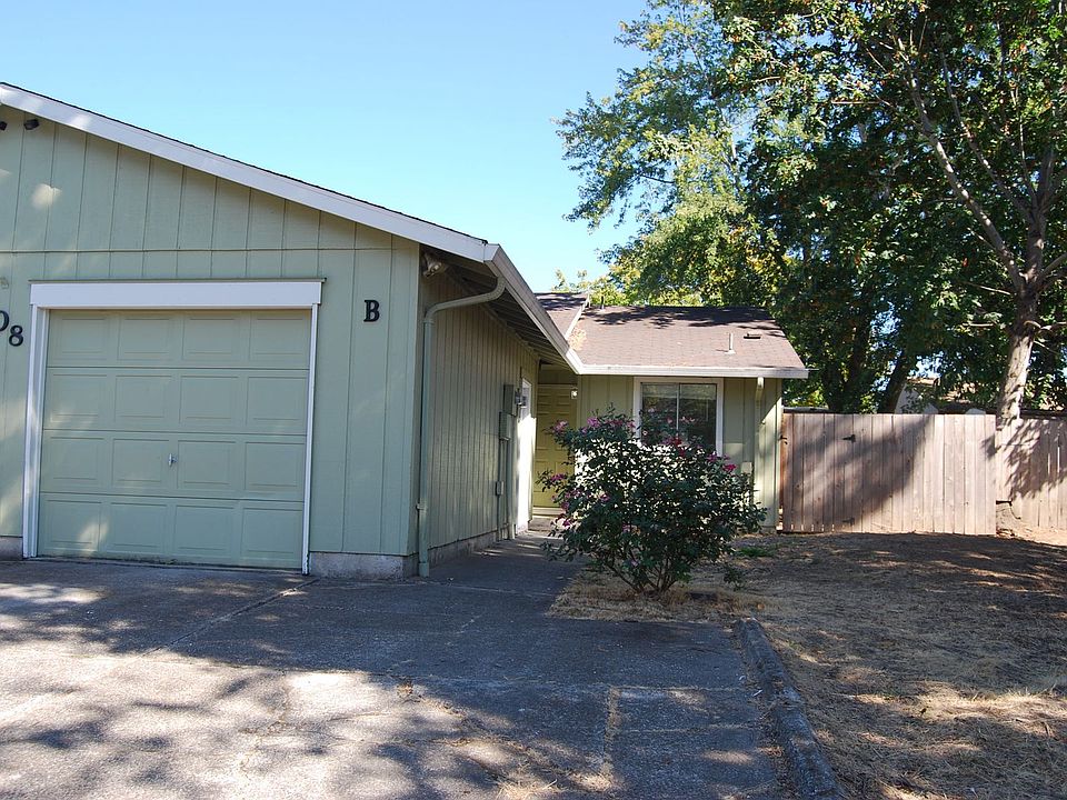 1st image of 908 Pecan Ct Unit B