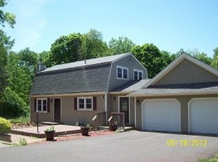 562 Gardner St, Manchester, CT 06040