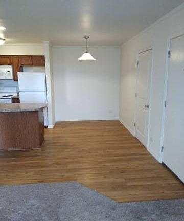 5th image of 15800 Central Ave #H