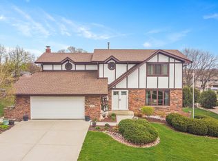 17203 Highwood Dr, Orland Park, IL 60467
