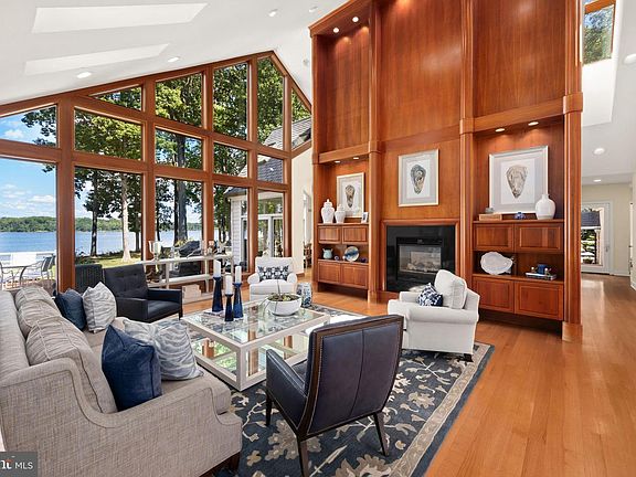 2nd image of 3021 Bennett Point Rd