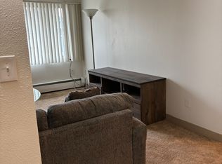 Creekside Apartments- Student Housing, Boulder, CO 80305