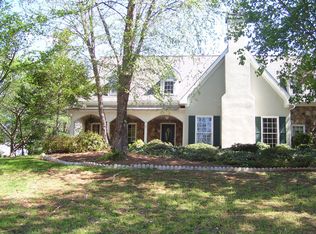 240 Walton Meadow Ln, Roswell, GA 30075