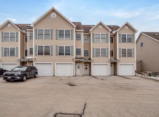 11 Tammy Ct #B, Hudson, NH 03051