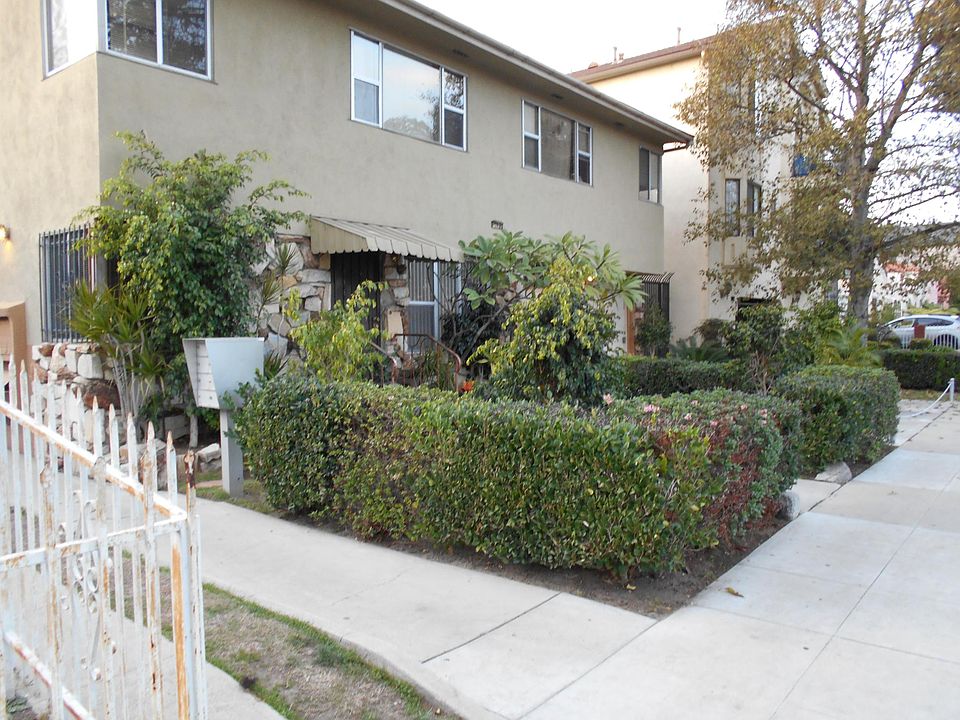 Older picture of front of the building.