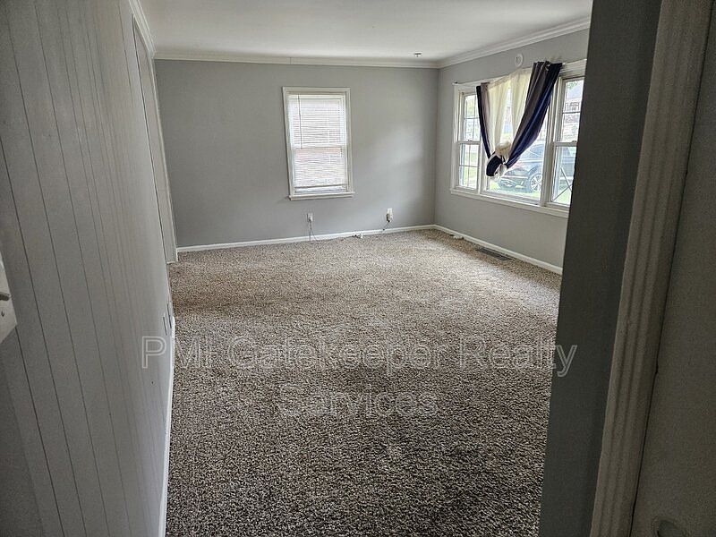 1st image of 3141 W Tower Ave