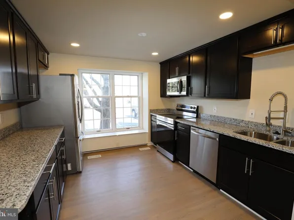 8006 Harbor Pl, Frederick, MD 21701