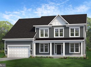 8308 Colby St, Vienna, VA 22180
