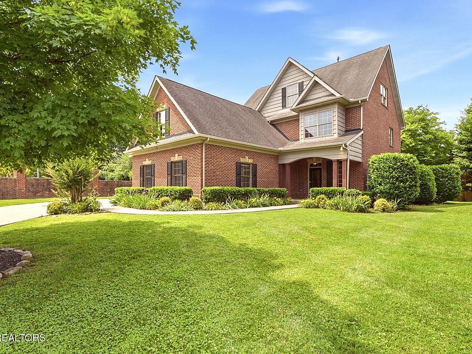 1st image of 1201 Bentley Park Ln
