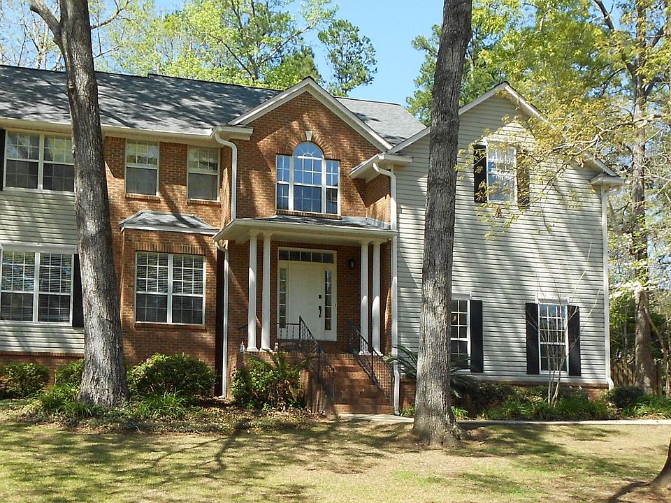 3480 Welwyn Way - Nice 4x2.7
