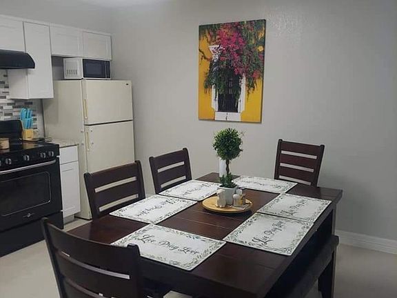 3rd image of 101 Shannon Cir