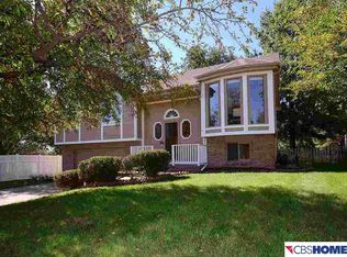 1236 S 169th St, Omaha, NE 68130