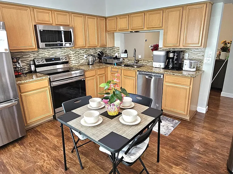 310 Woodleaf Dr — Photo 14