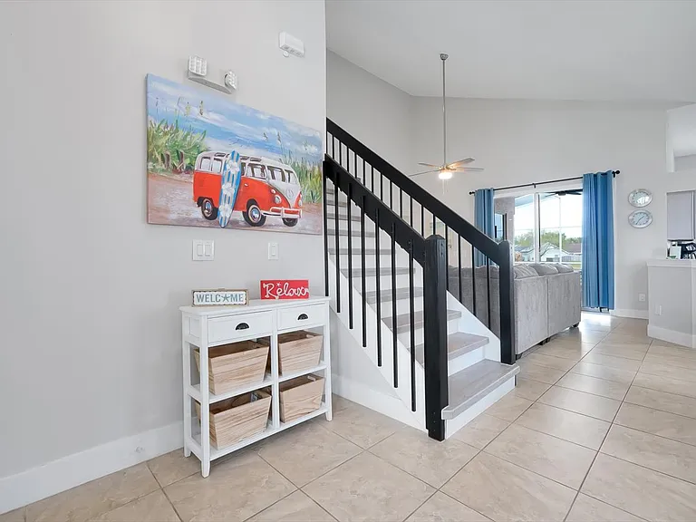 408 Jaybee Ave — Photo 5