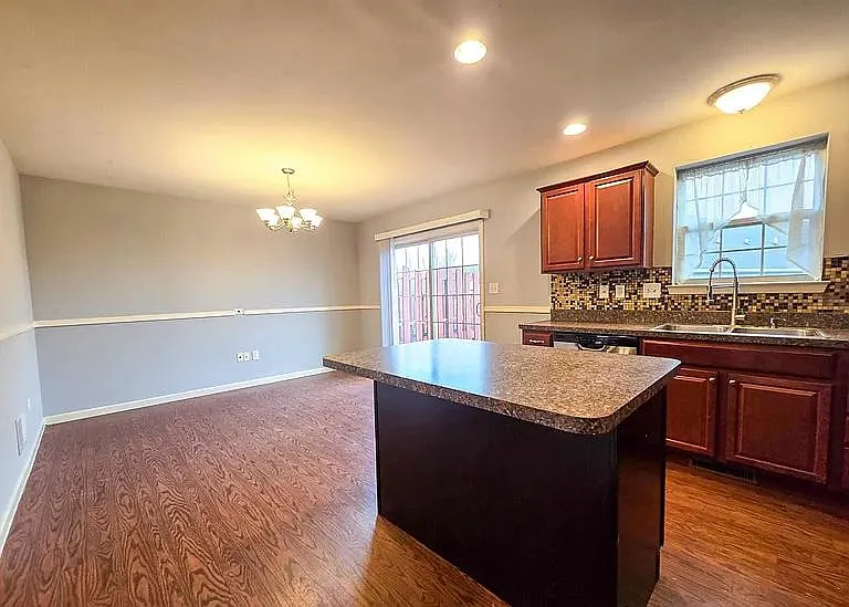 6419 Creekbend Dr #77 — Photo 11