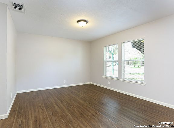 5th image of 11318 Morino Park